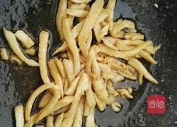 鸡丝蒜苔的做法图解3