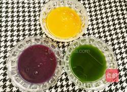 彩色蔬菜梅花饺的做法图解1