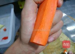 红萝卜最简单的雕花的做法图解12