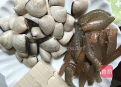 豆腐白贝汤的做法图解1