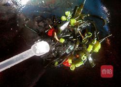 辣海带丝的做法图解3