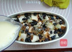 柚香蓝莓面包布丁的做法图解10