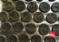 黑芝麻核桃饼干的做法图解7