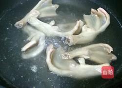 冬菇扒鸭掌的做法图解5