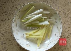 炝炒甘蓝的做法图解2