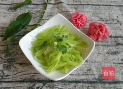 凉拌莴笋丝儿的做法图解4