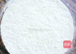 猪肉香菜水饺的做法图解1