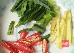 香辣高笋炒腊牛肉的做法图解2