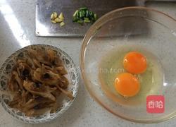 蛏子干鸡蛋汤的做法图解1