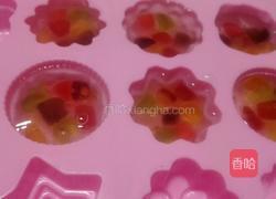 QQ糖七彩果冻的做法图解5