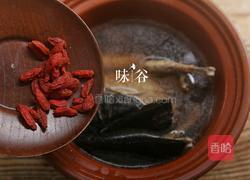 灵芝鸽子汤的做法图解4