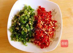 剁椒蒸白鱼的做法图解1