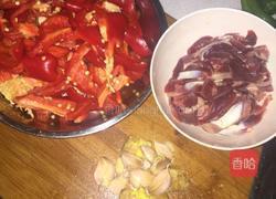 辣椒炒鸡胗的做法图解2