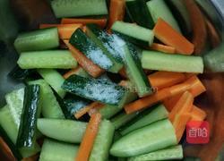 韩式腌黄瓜的做法图解2