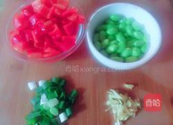肉丁小炒的做法图解2