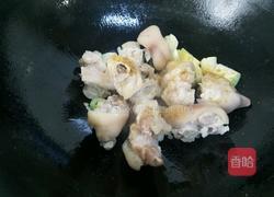 海带黄豆炖猪蹄的做法图解8