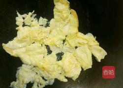秋葵鸡蛋的做法图解3