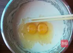 Illustration of how to make egg pancake 3