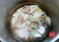牛蒡鲜淮山排骨汤的做法图解2
