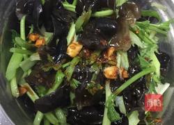 芹菜拌木耳的做法图解8