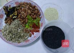 五仁馅料的做法图解1