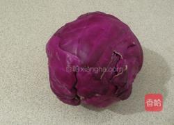 紫甘蓝炒鸡蛋的做法图解1