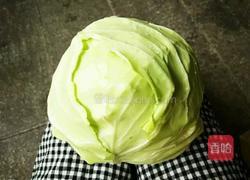 炝炒包菜的做法图解1