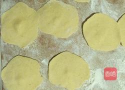 玉米面酸菜团子的做法图解9