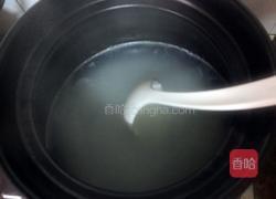 皮蛋瘦肉粥的做法图解5