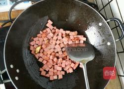 午餐肉炒玉米的做法图解5