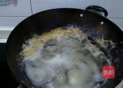 腊肉炖野生泥鳅的做法图解4