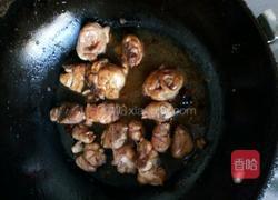 洋葱炒鸡腿的做法图解7