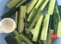 白粥必配黄瓜条咸菜的做法图解6