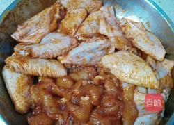 鸡肉苹果花边披萨的做法图解1