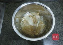 花胶鱼翅炖猪手的做法图解2