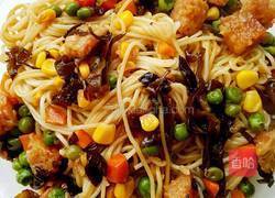 什锦焖面的做法图解5