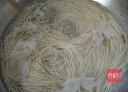 什锦焖面的做法图解2