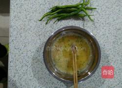 水分辣椒鸡蛋的做法图解3