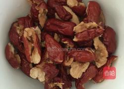 红枣银耳莲子羹的做法图解5