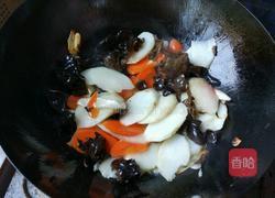 山药炒木耳的做法图解3