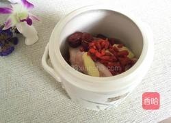 红参炖鸽子汤的做法图解4