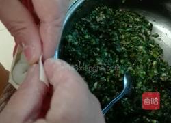 羊肉韭菜馅馄饨的做法图解7