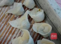 羊肉韭菜馅馄饨的做法图解8