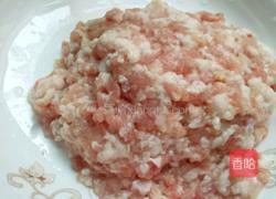 酸腌菜炒肉末的做法图解1