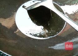 酸腌菜炒肉末的做法图解5