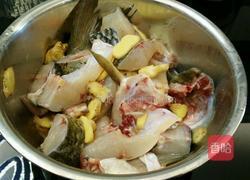 川味红烧草鱼的做法图解1