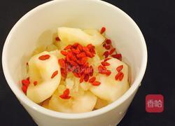 冰糖枸杞子炖秋梨的做法图解3