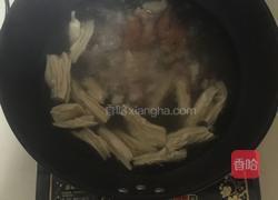 猪蹄木耳汤的做法图解3