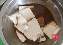 豆腐扣肉的做法图解3
