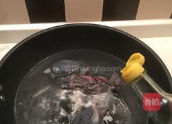 乌鸡海底椰汤的做法图解3